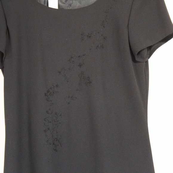 Simple classic 90s short sleeve black mini midi dress beading details size 12 - Picture 2 of 7